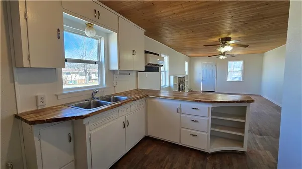 $79,900 | 1114 Comstock Street, Chillicothe, MO 64601