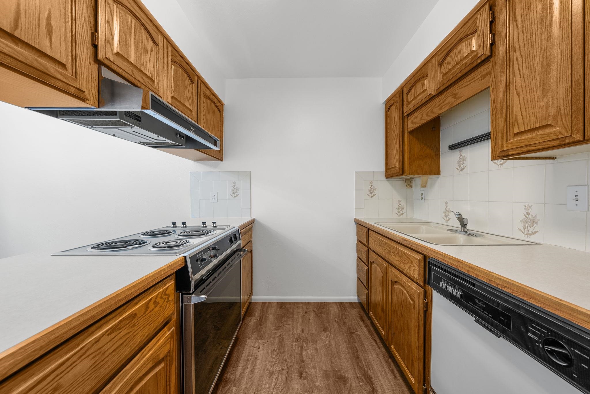 309 North Raymond Road, Unit 24 Spokane Valley, WA 99206 - Photo 12 of 33