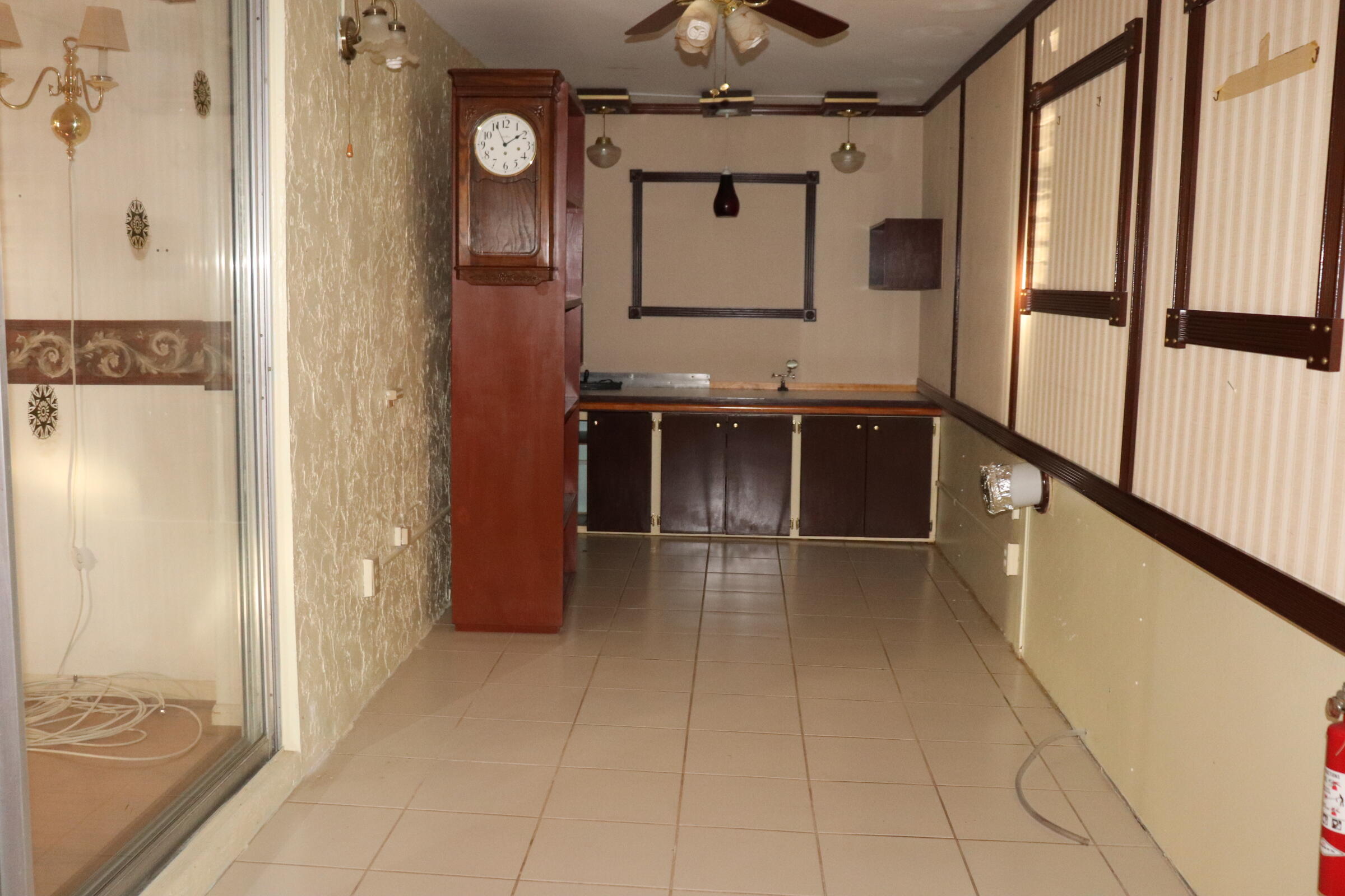 201 Cardinal Lane Delray Beach, FL 33445 - Photo 9 of 20