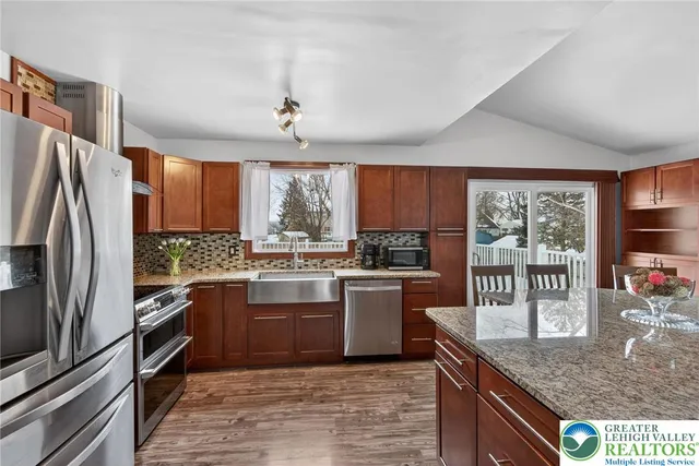 $398,500 | 4000 Carter Road, Bethlehem, PA 18020