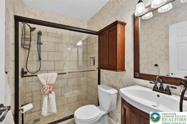 $398,500 | 4000 Carter Road, Bethlehem, PA 18020