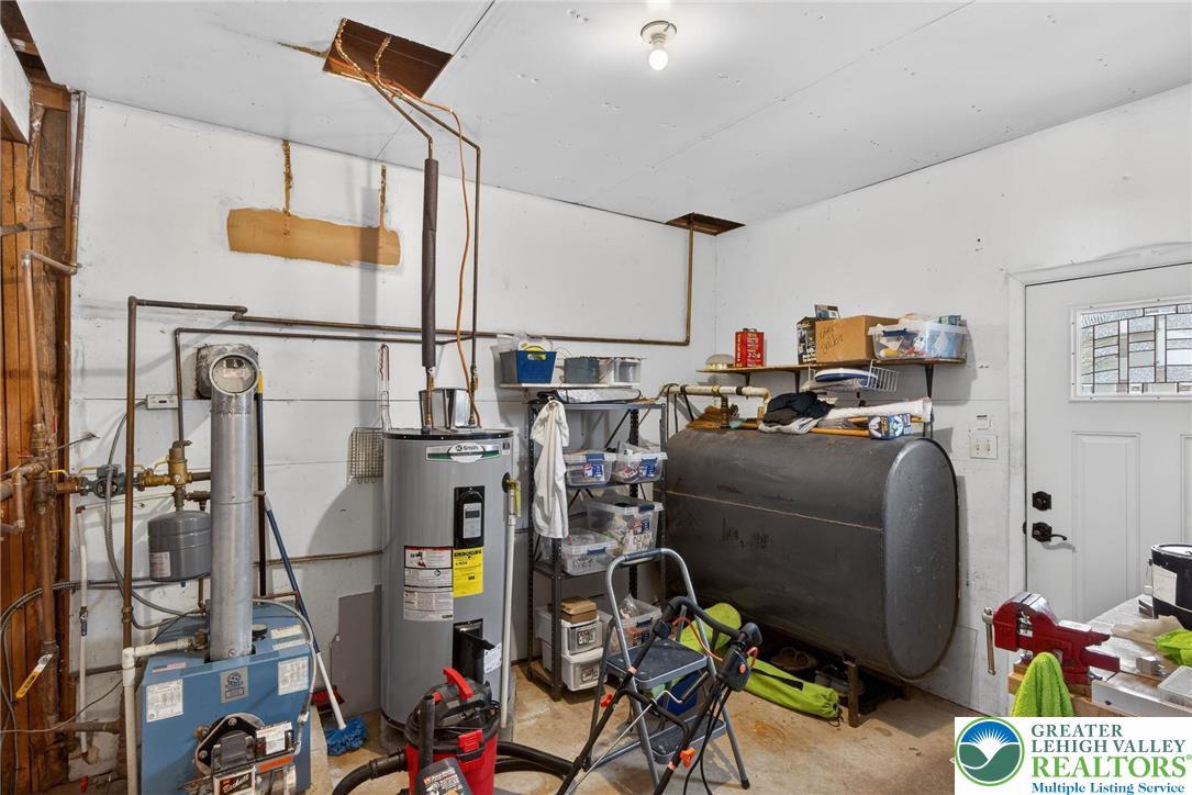 4000 Carter Road Bethlehem, PA 18020 - Photo 38 of 48 a view of a storage & utility room