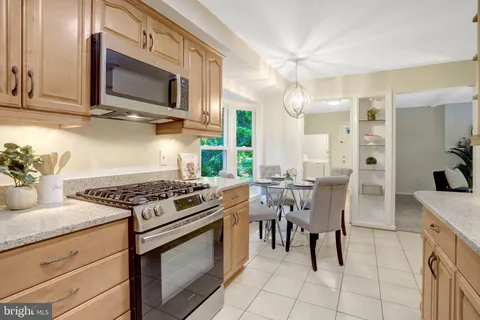 $900,000 | 8407 Briar Creek Drive, Annandale, VA 22003