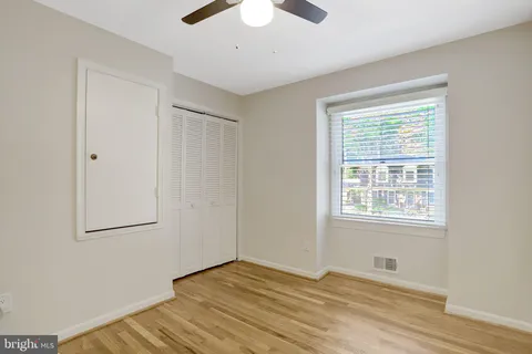 $900,000 | 8407 Briar Creek Drive, Annandale, VA 22003