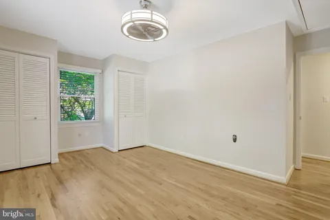 $900,000 | 8407 Briar Creek Drive, Annandale, VA 22003