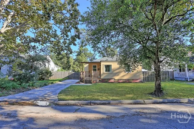 $274,900 | 2310 East 40th Street, Savannah, GA 31404