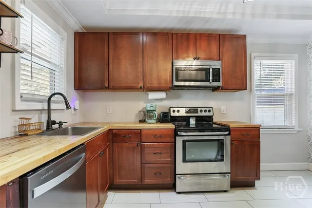 $274,900 | 2310 East 40th Street, Savannah, GA 31404