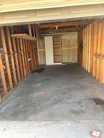 a view of a livingroom with an empty space