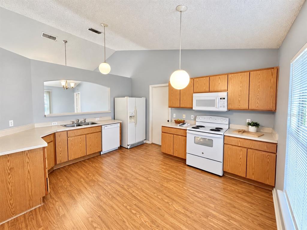 6077 Roble Avenue Spring Hill, FL 34608 - Photo 2 of 23 Gallery Image 2