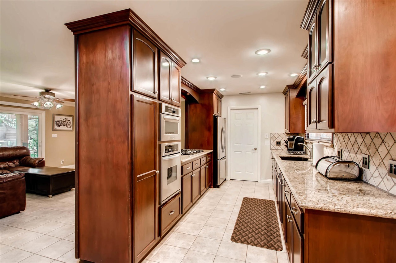 1820 Pine View Road Alpine, CA 91901 - Photo 8 of 25