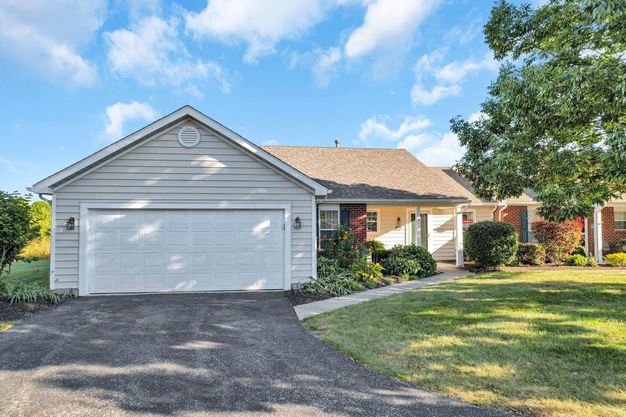 6137 Murphys Pond Road Canal Winchester, OH 43110 - Photo 3 of 41 2-web-or-mls-DJI_0160