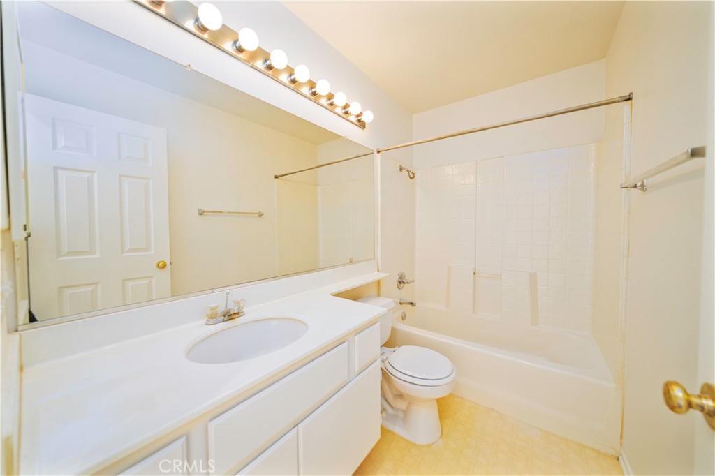 3794 Camino Anguilla Riverside, CA 92503 - Photo 17 of 25