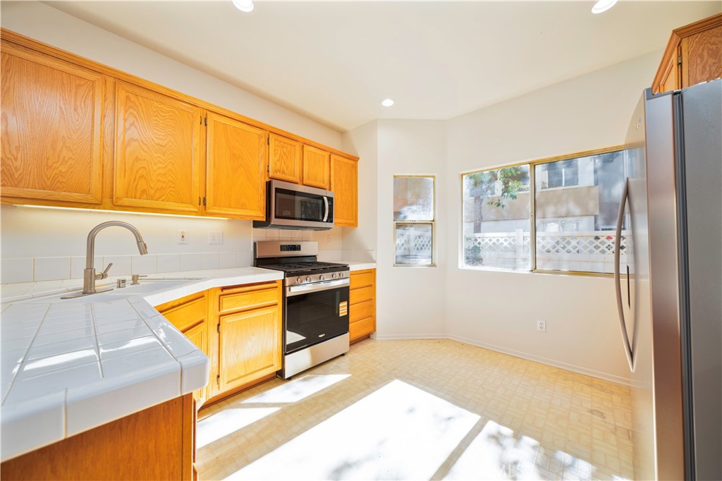 3794 Camino Anguilla Riverside, CA 92503 - Photo 8 of 25