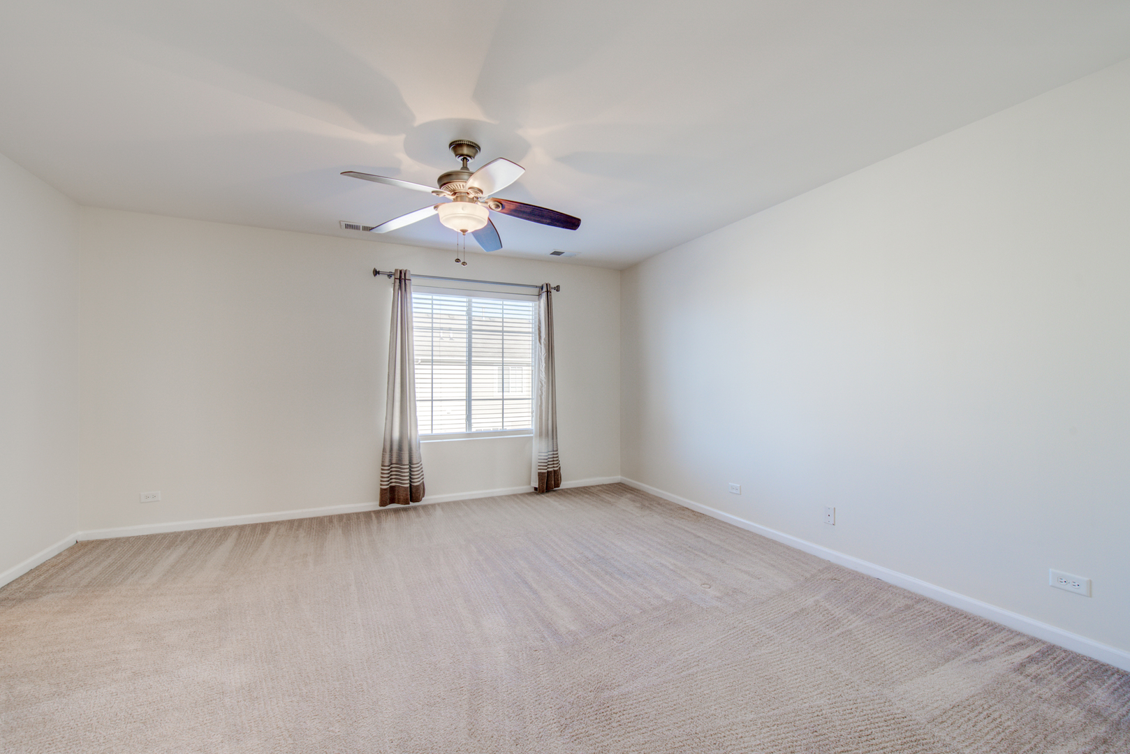 3414 Cameron Drive Elgin, IL 60124 - Photo 16 of 39