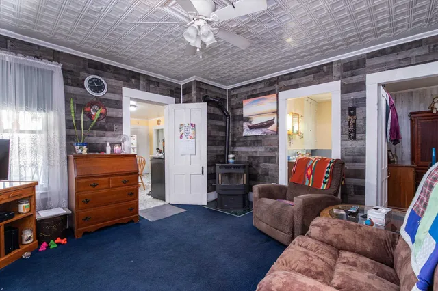 $199,900 | 693 Us Route, St. Johnsbury, VT 05819