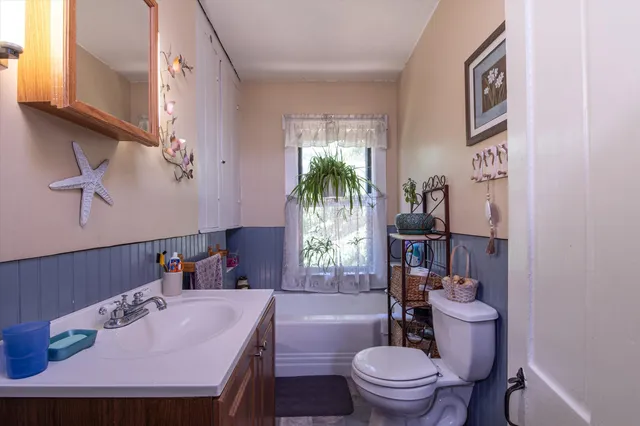 $199,900 | 693 Us Route, St. Johnsbury, VT 05819