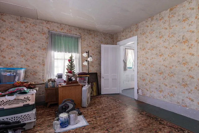 $199,900 | 693 Us Route, St. Johnsbury, VT 05819