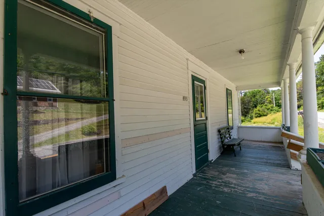 $199,900 | 693 Us Route, St. Johnsbury, VT 05819