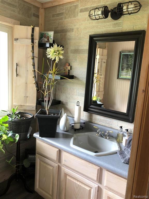 4551 Hough Road Dryden, MI 48428 - Photo 14 of 52