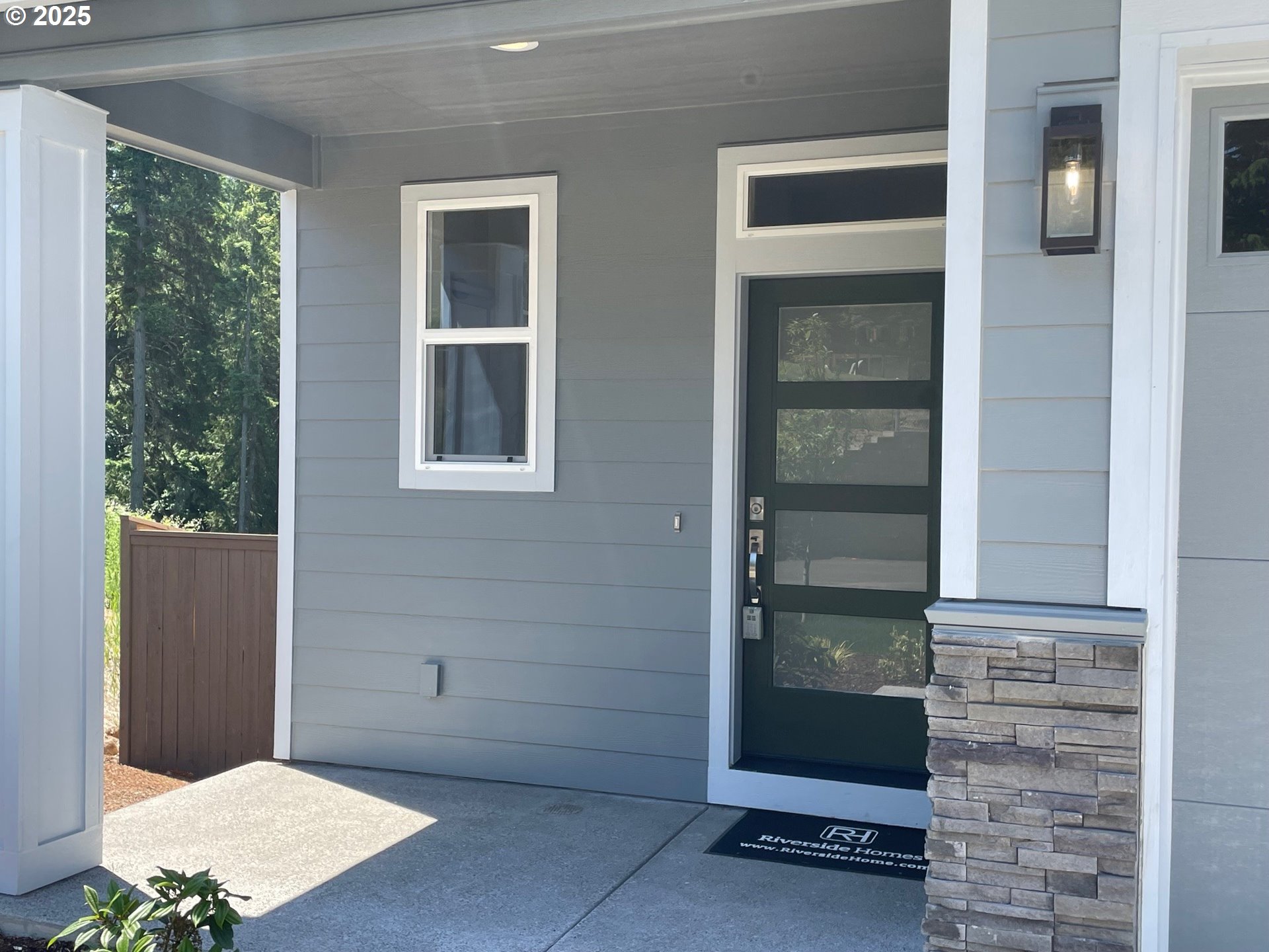 7863 Southwest Thornbridge Terrace, Unit 11 Beaverton, OR 97007 - Photo 3 of 34 Exterior