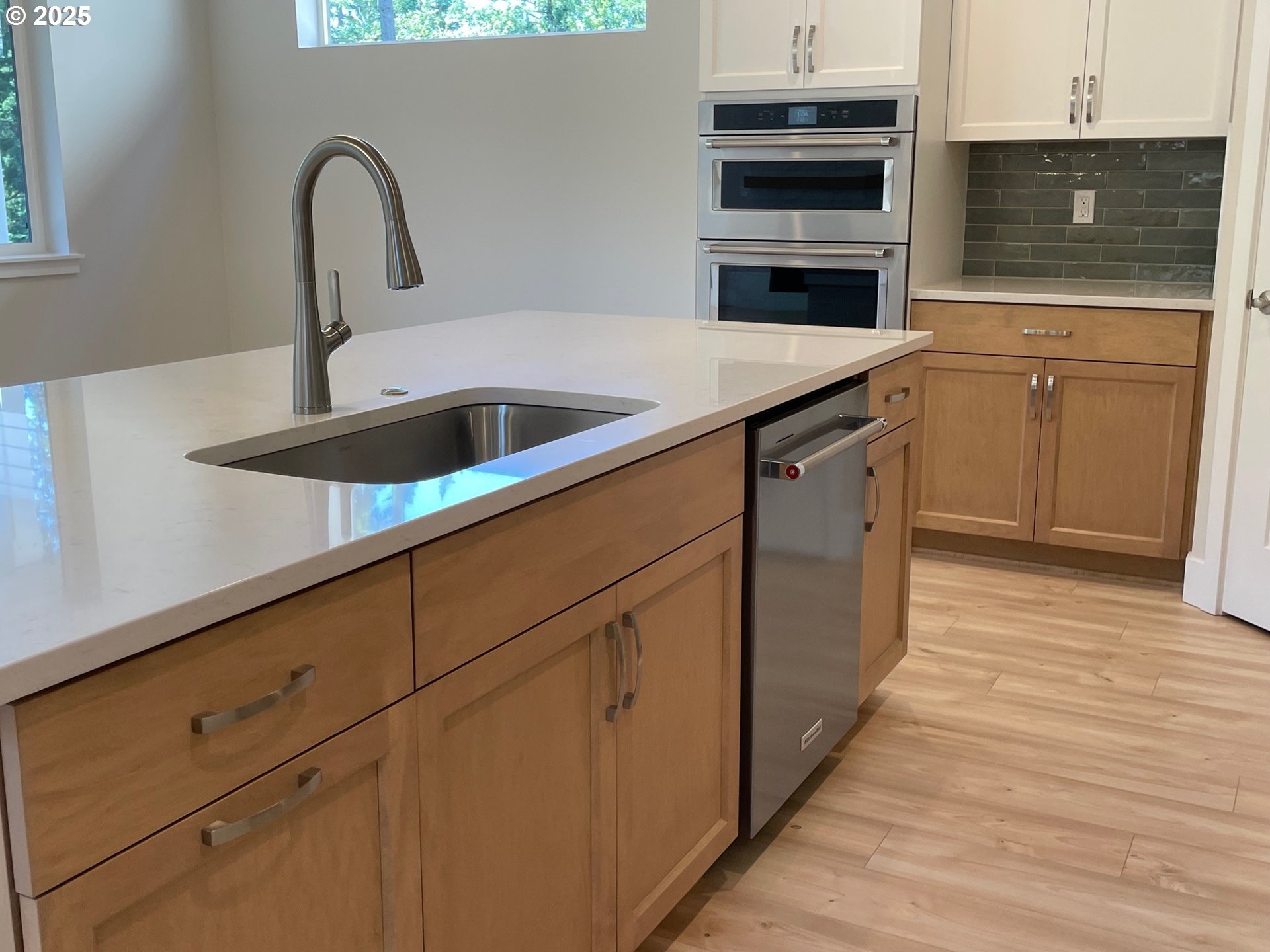 7863 Southwest Thornbridge Terrace, Unit 11 Beaverton, OR 97007 - Photo 8 of 34 Kitchen