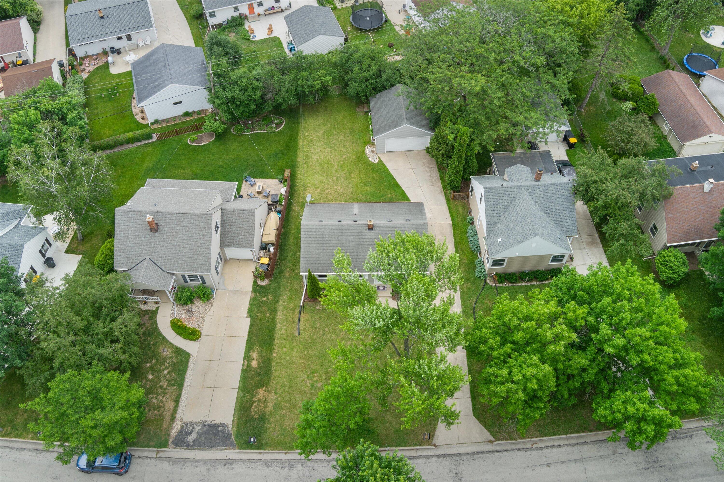 4342 Glenway Street Wauwatosa, WI 53222 - Photo 23 of 27 Mature trees