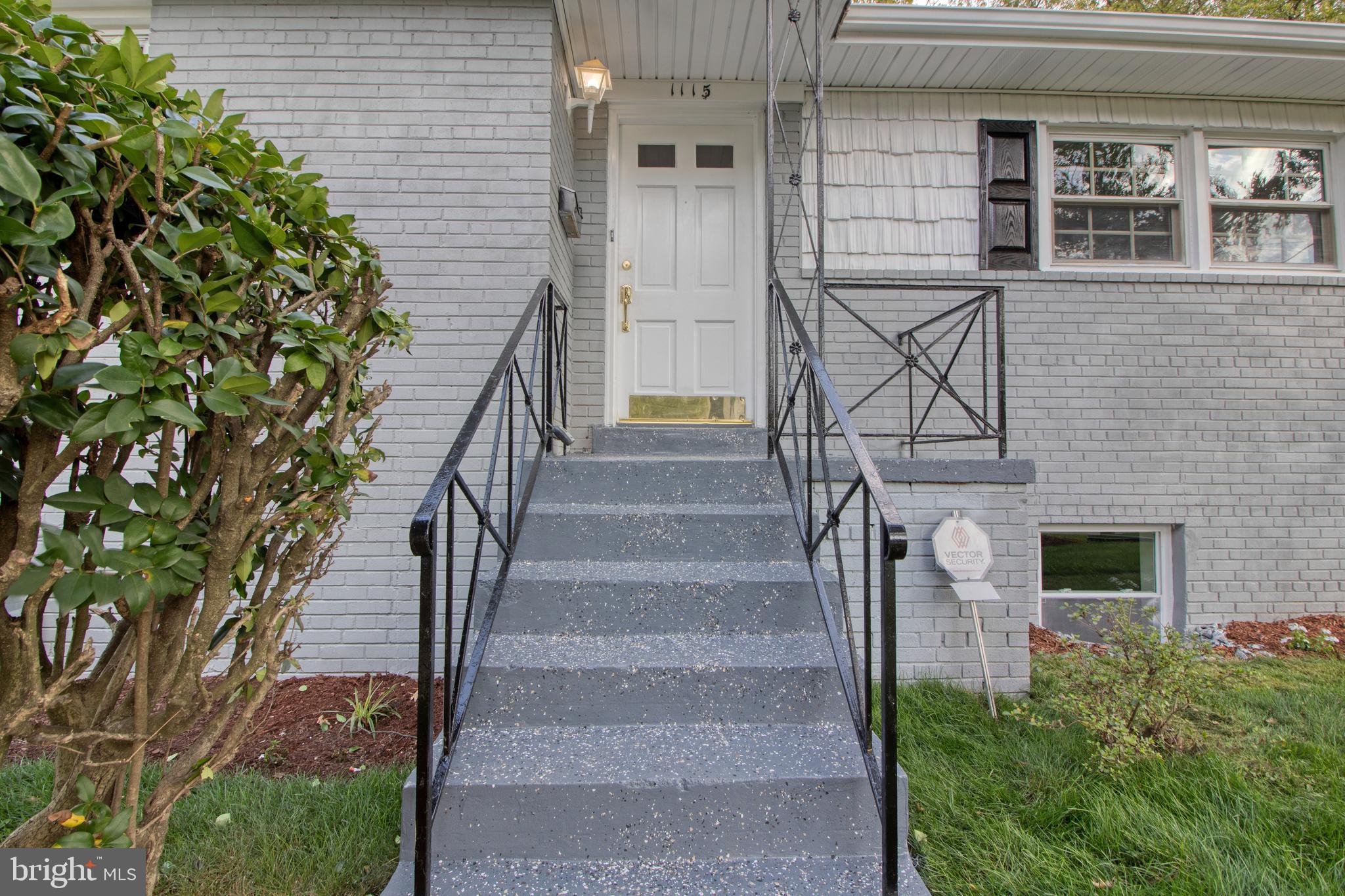 1115 Raydale Road Hyattsville, MD 20783 - Photo 3 of 47