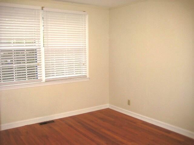 4729 Marlboro Road North Charleston, SC 29405 - Photo 6 of 9 5