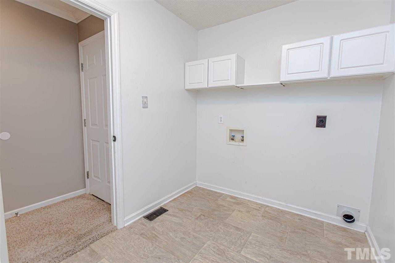 5404 Bentgrass Drive Raleigh, NC 27610 - Photo 15 of 30 Gallery Image 15
