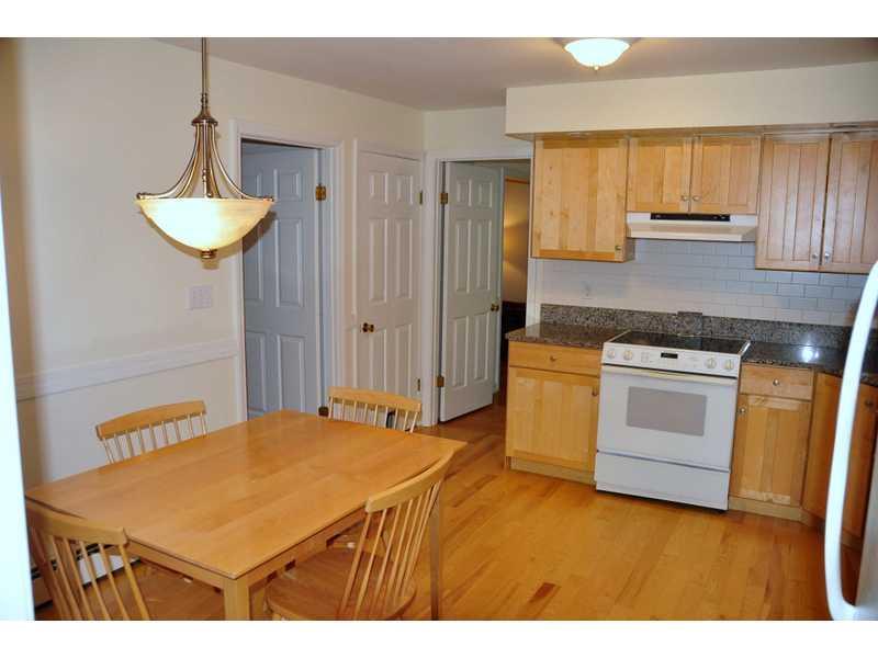 12 Hemlock Road Brunswick, ME 04011 - Photo 6 of 35 Kitchen.