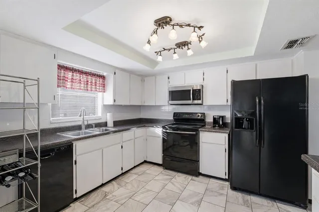 $299,900 | 8164 Pagoda Drive, Spring Hill, FL 34606