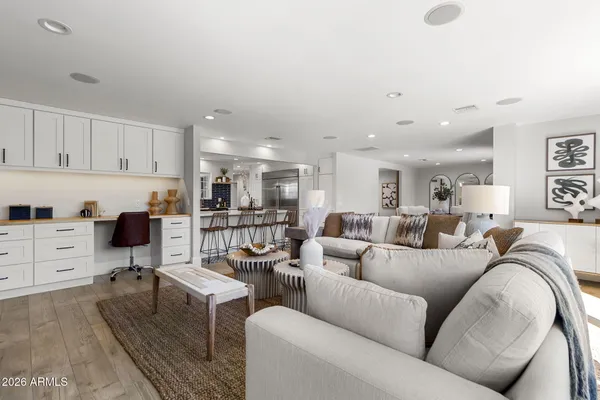 $2,475,000 | 5231 North 42nd Place, Phoenix, AZ 85018