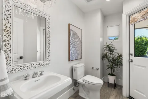 $2,475,000 | 5231 North 42nd Place, Phoenix, AZ 85018