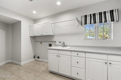 $2,475,000 | 5231 North 42nd Place, Phoenix, AZ 85018