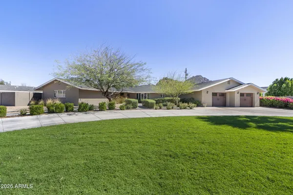 $2,475,000 | 5231 North 42nd Place, Phoenix, AZ 85018