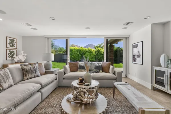 $2,475,000 | 5231 North 42nd Place, Phoenix, AZ 85018