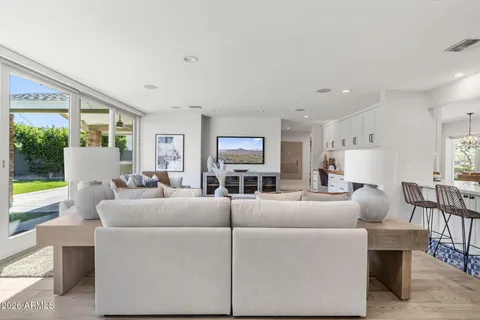 $2,475,000 | 5231 North 42nd Place, Phoenix, AZ 85018