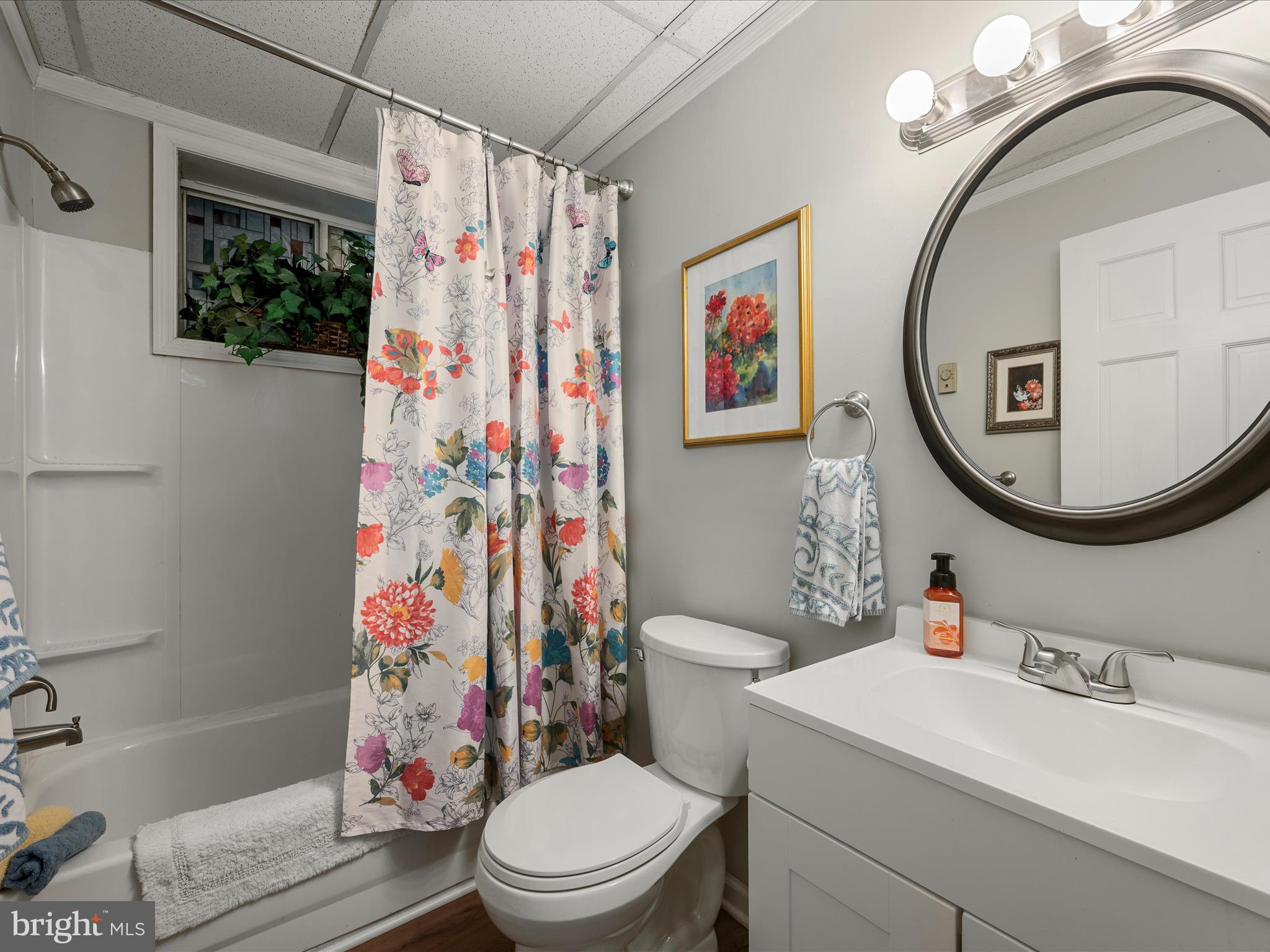 537 Ridge Road South Martinsburg, WV 25403 - Photo 25 of 51 Bathroom