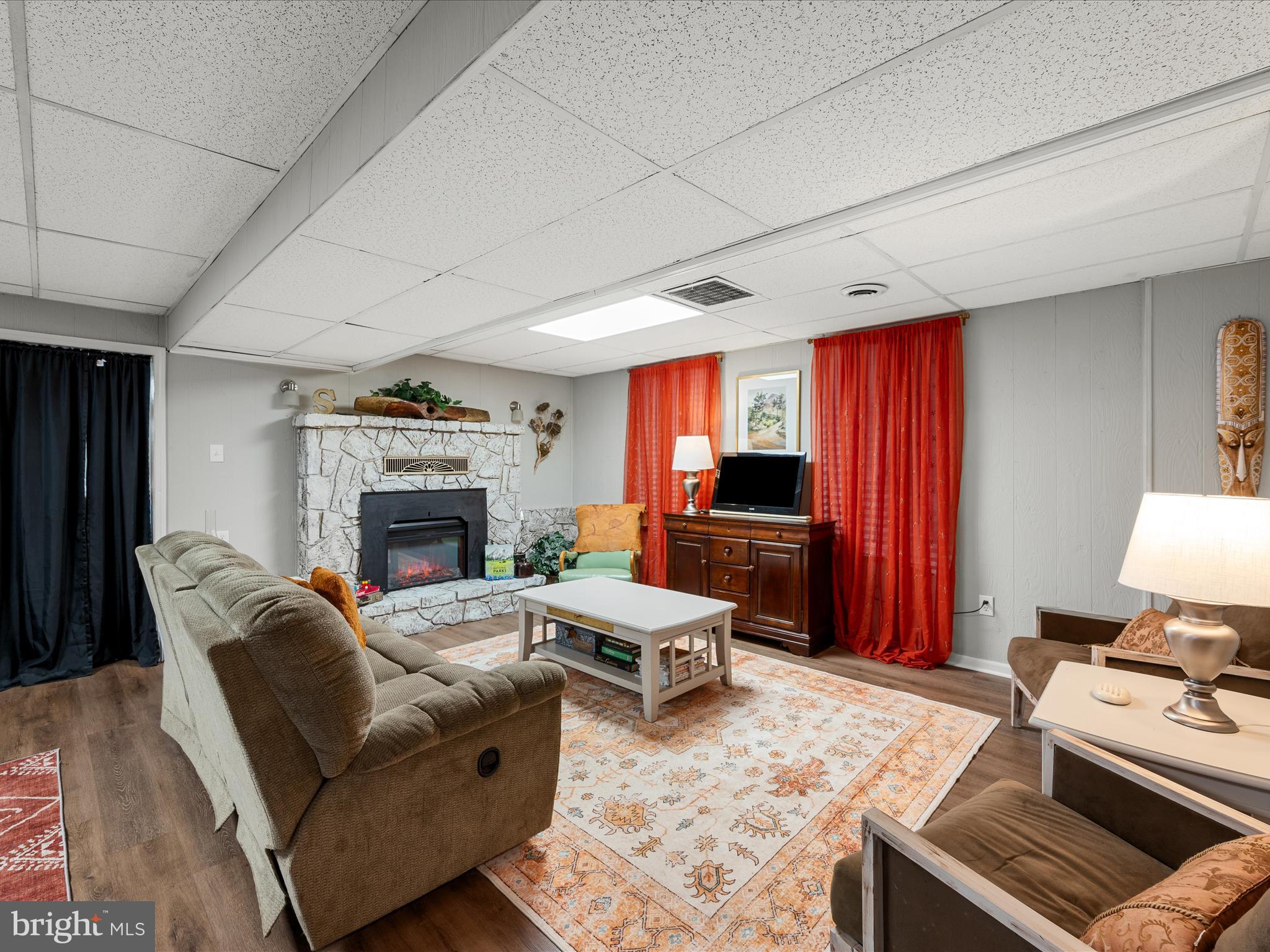 537 Ridge Road South Martinsburg, WV 25403 - Photo 26 of 51 Family Room