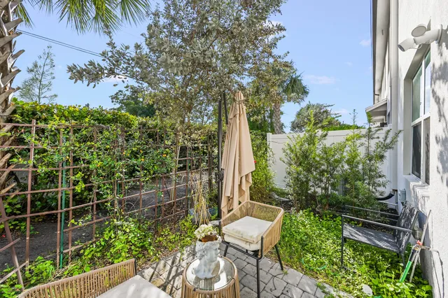 $379,000 | 1624 Lindley Street, West Palm Beach, FL 33407