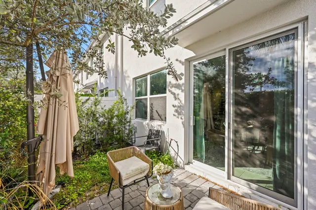 $379,000 | 1624 Lindley Street, West Palm Beach, FL 33407