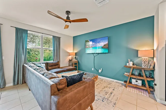 $379,000 | 1624 Lindley Street, West Palm Beach, FL 33407