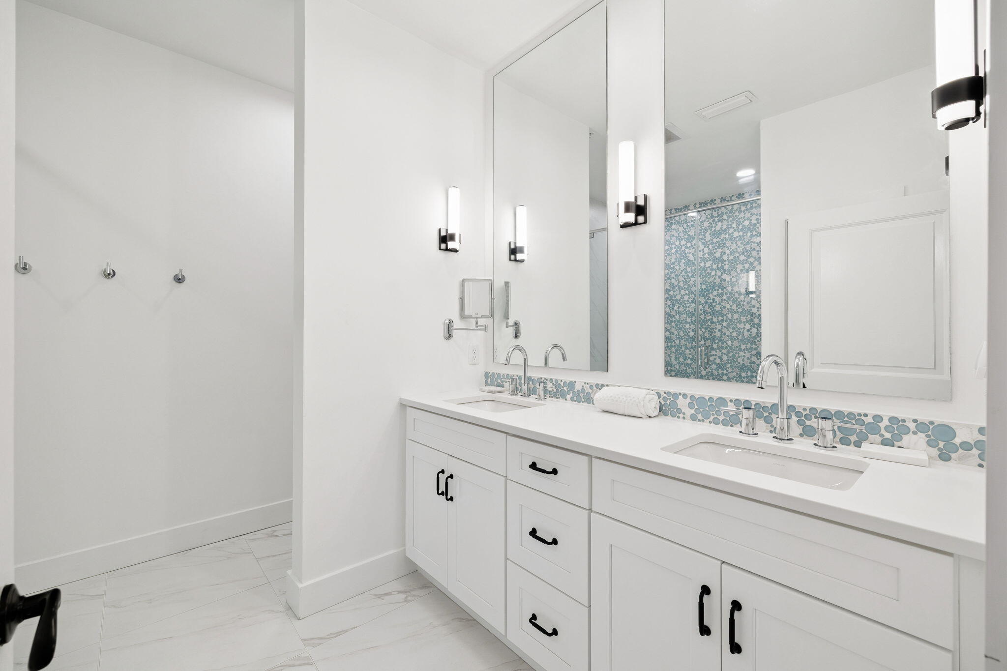 45 St Augustine Street, Unit 9101 Inlet Beach, FL 32461 - Photo 28 of 32 a bathroom with a granite countertop sink mirror and double