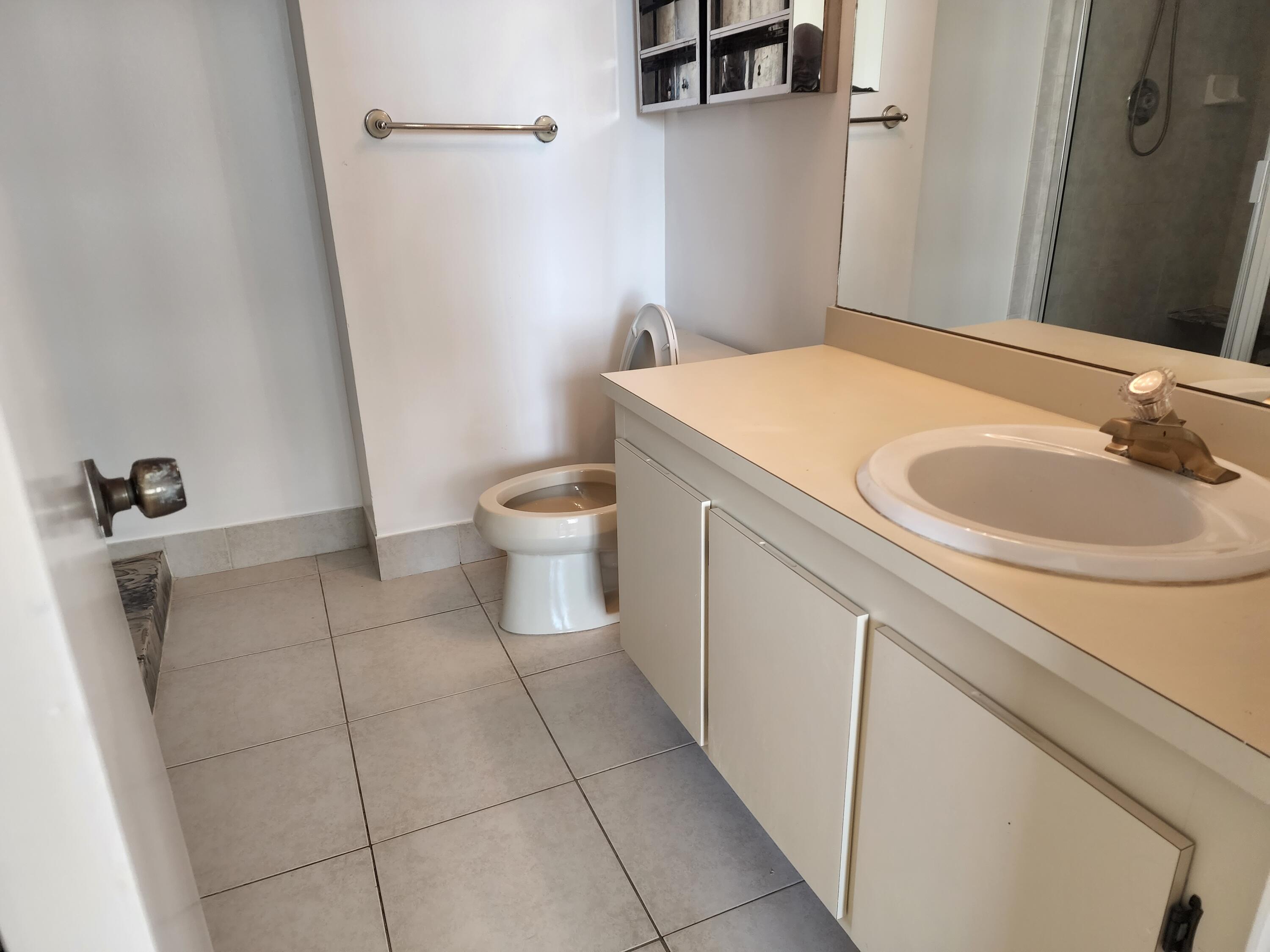 4200 North Ocean Drive, Unit 21404 Riviera Beach, FL 33404 - Photo 16 of 32 20220630_121615