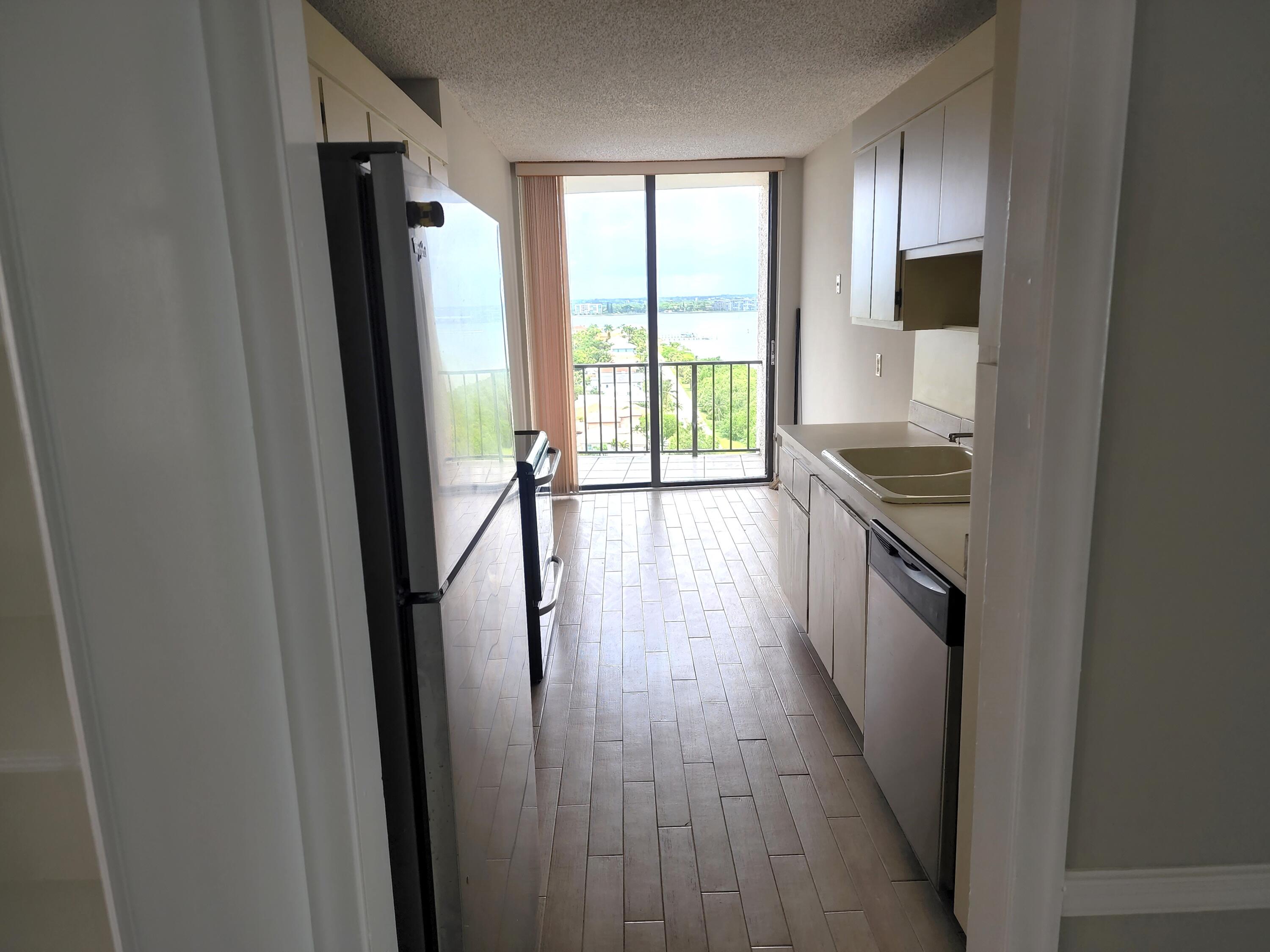 4200 North Ocean Drive, Unit 21404 Riviera Beach, FL 33404 - Photo 3 of 32 20220630_121410