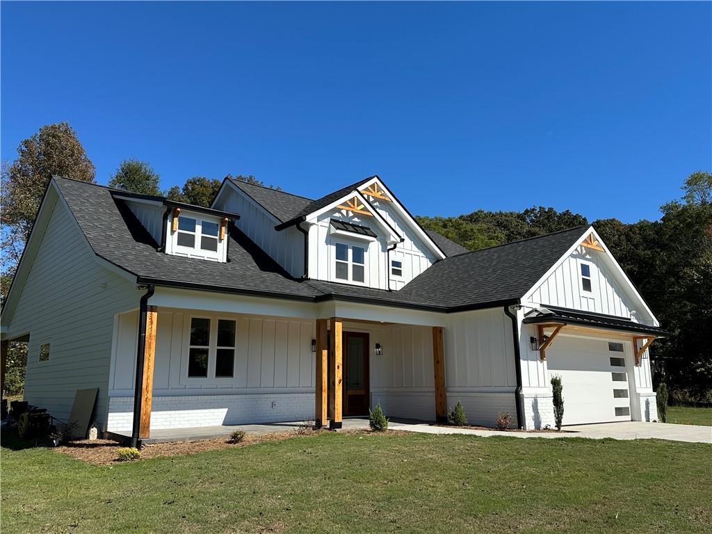 3354 Plainview Road Maysville, GA 30558 - Photo 44 of 50 a front view of a house with a yard