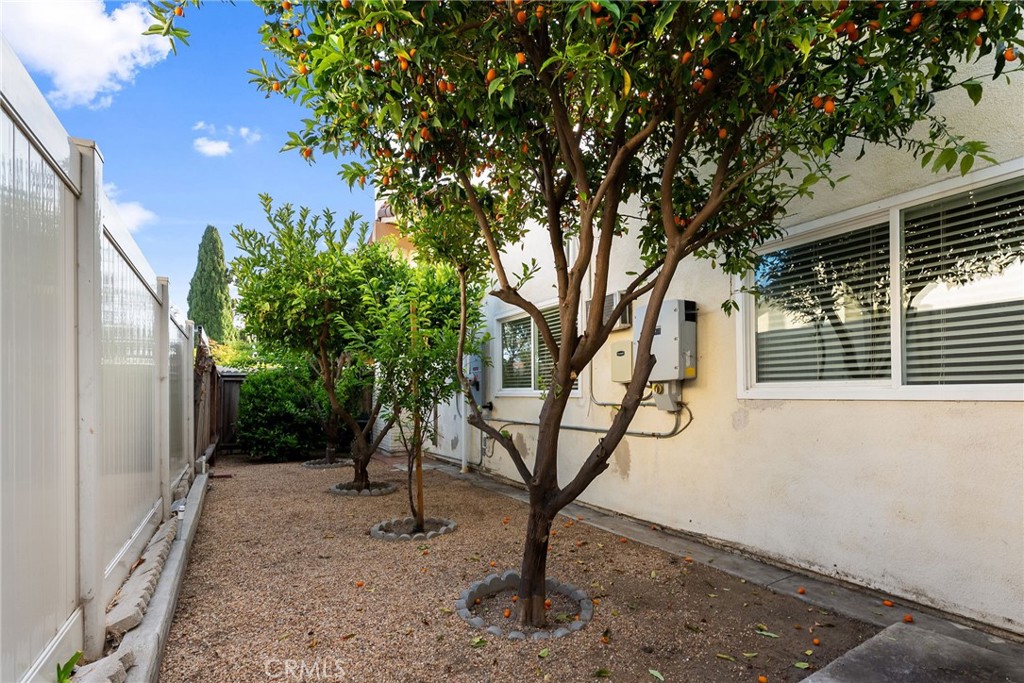 5385 Strasbourg Avenue Irvine, CA 92604 - Photo 55 of 59 a view of outdoor space and yard
