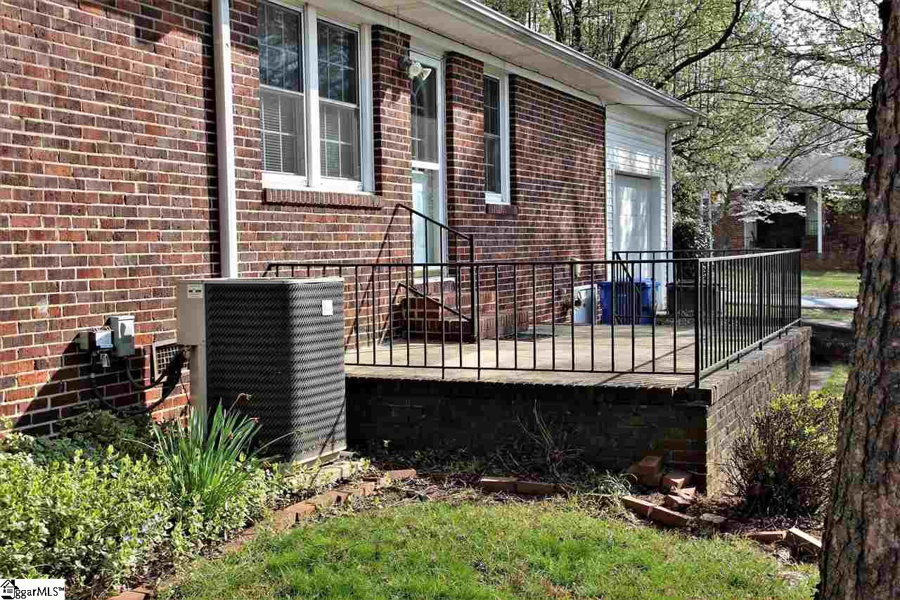 104 Edwards Road Greenville, SC 29615 - Photo 27 of 30 Gallery Image 27