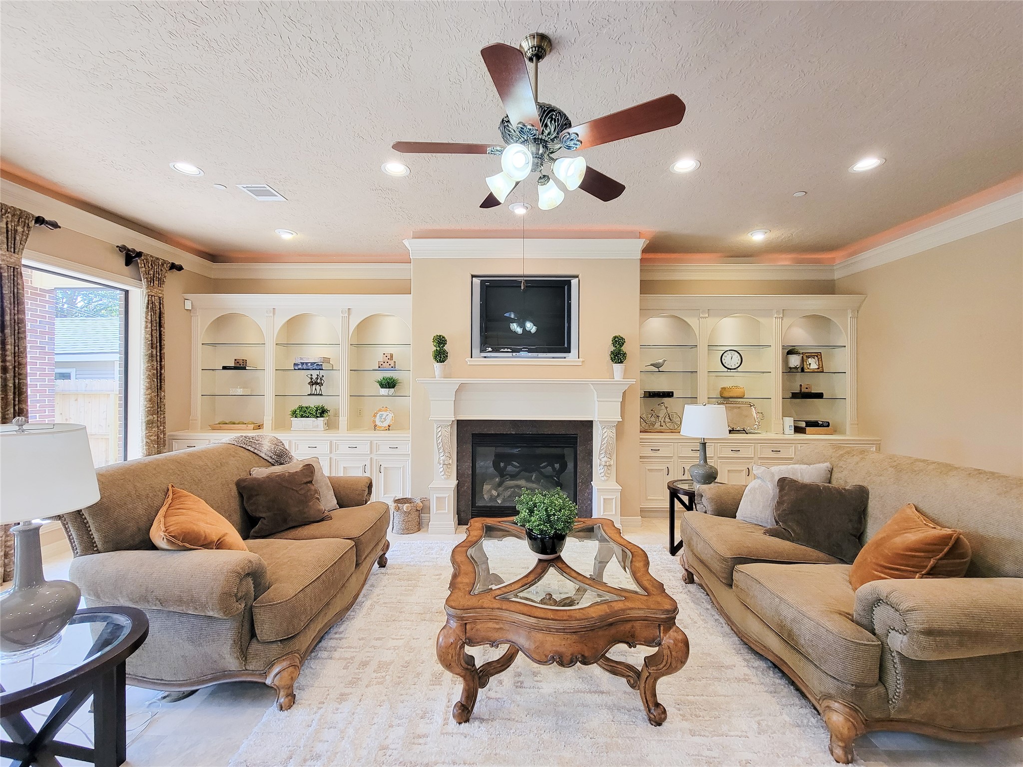 1118 Colonial Street Bellaire, TX 77401 - Photo 8 of 50 And another view of the spacious and inviting family room.