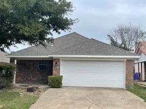 $2,000 | 5412 Village Green Drive, Mesquite, TX 75150